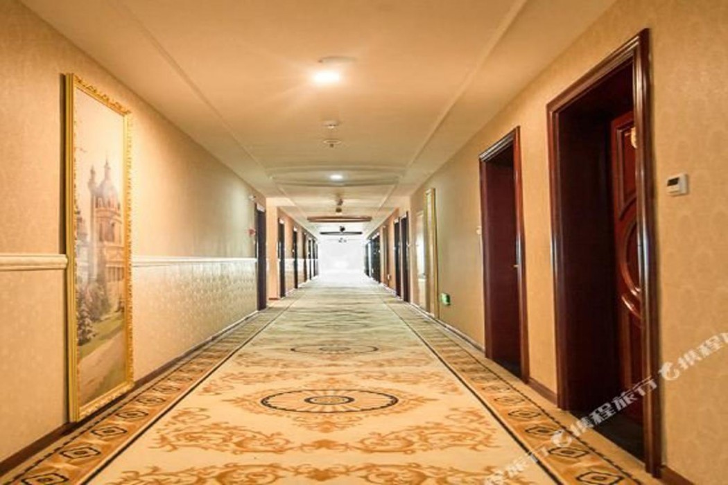 Vienna Hotel (Suzhou Changjiang Yihao, University of Science and Technology) 8/24