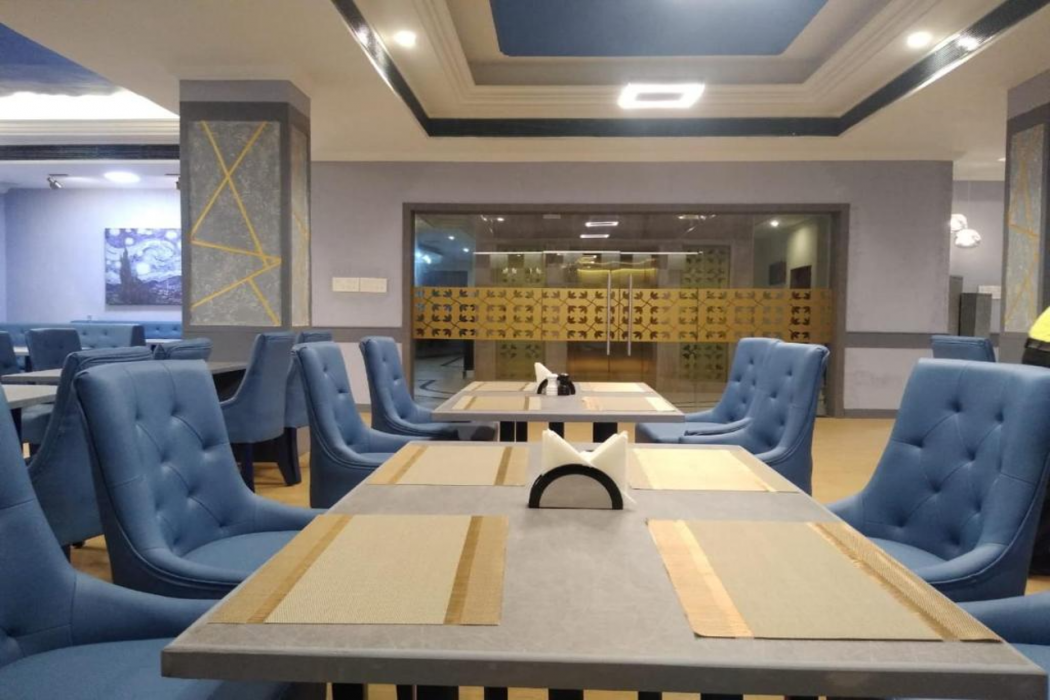 Zip By Spree Hotels Surabi International 25/58