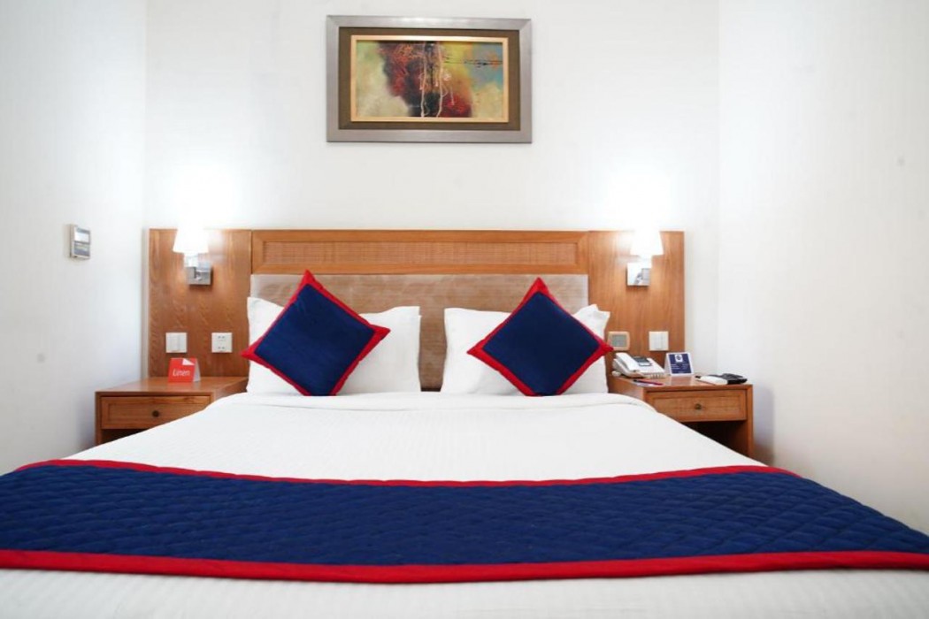 Zip By Spree Hotels Delhi Greater Kailash 9/16