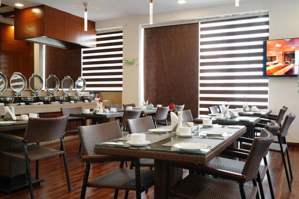 Zip By Spree Hotels Delhi Greater Kailash 16/16