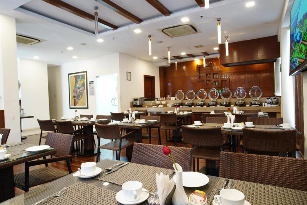 Zip By Spree Hotels Delhi Greater Kailash 14/16