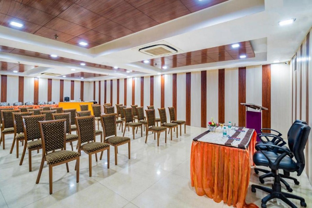 Zip By Spree Hotels Delhi Greater Kailash 12/16