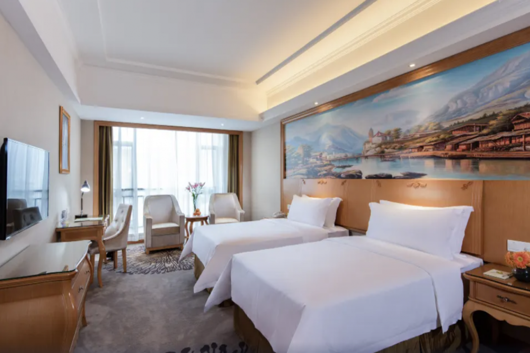 Vienna Hotel (Foshan West Railway Station) 7/10