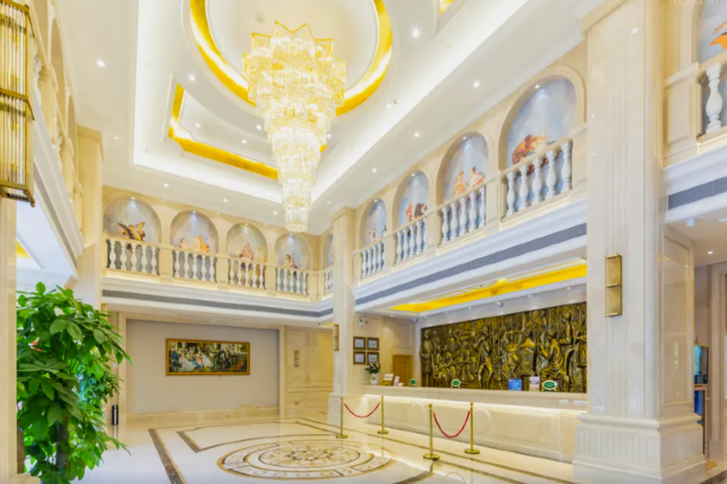 Vienna Hotel (Foshan Yihuan Lishui) 15/60