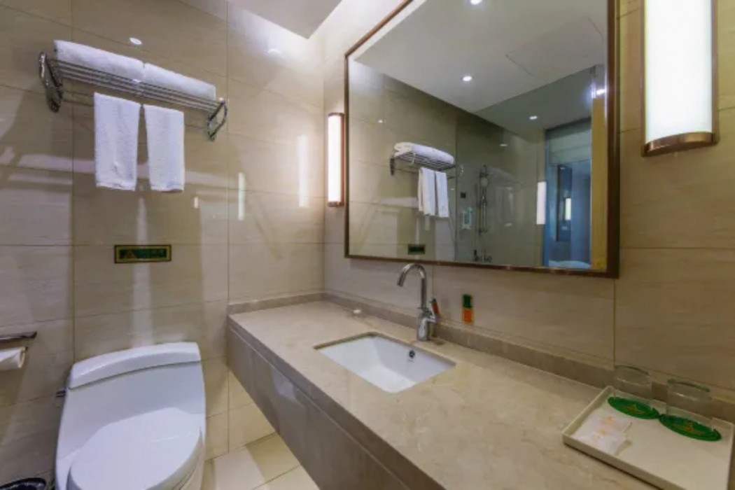 Vienna International Hotel (Macheng Trade City) 8/12