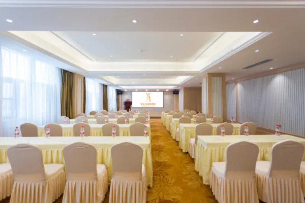 Vienna International Hotel (Macheng Trade City) 10/12