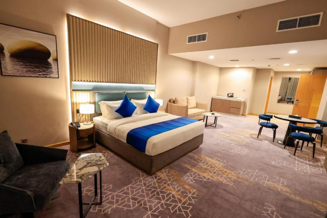 Best Western Premier M Four Hotel 11/21