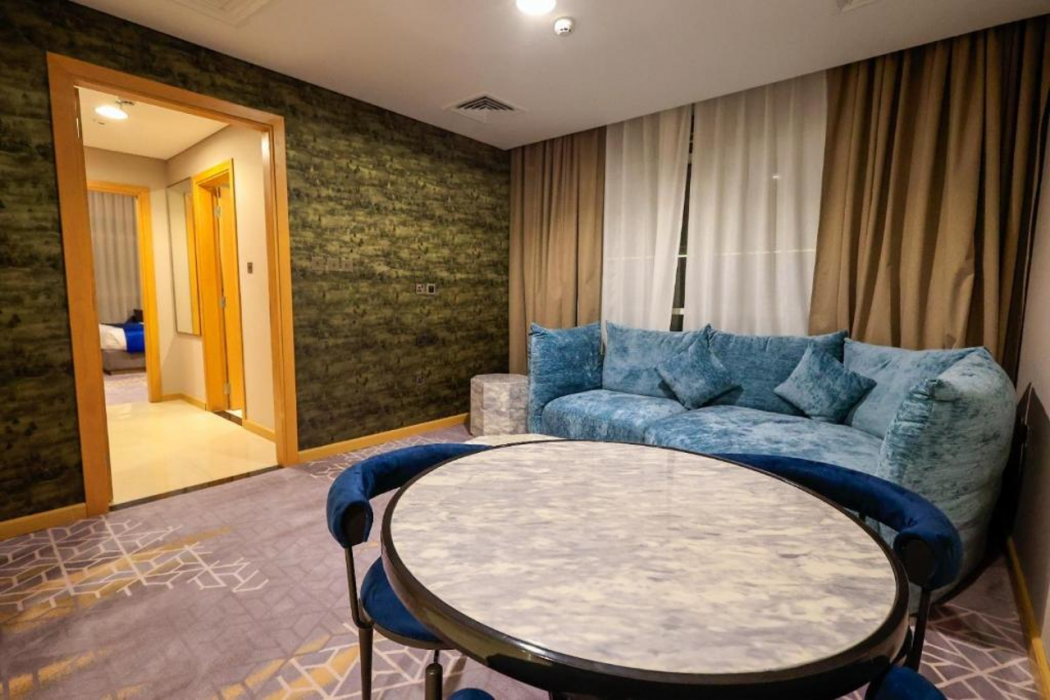 Best Western Premier M Four Hotel 12/21