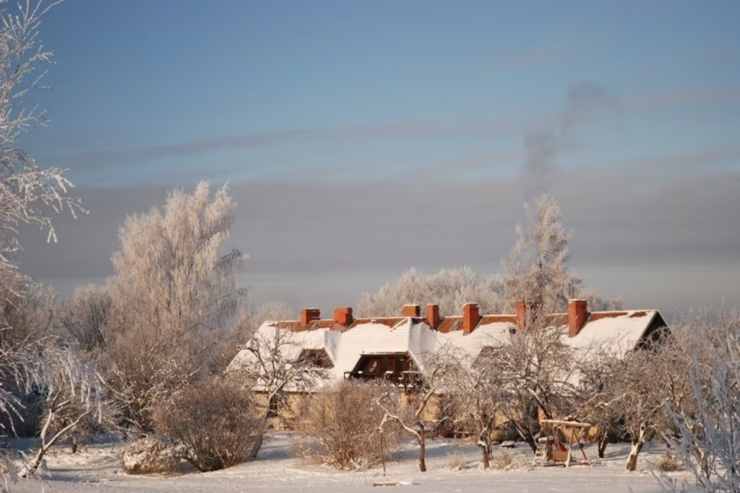 Karlamuiza Country Hotel in KARLI