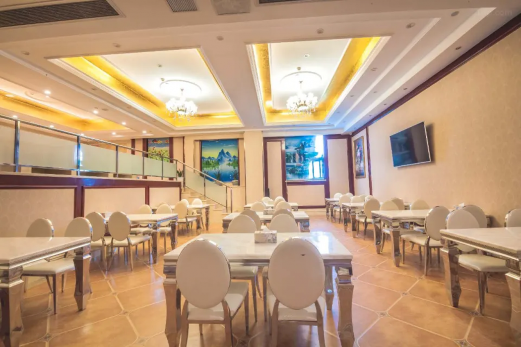Vienna International Hotel (Shaoxing East Station Wanda) 28/38