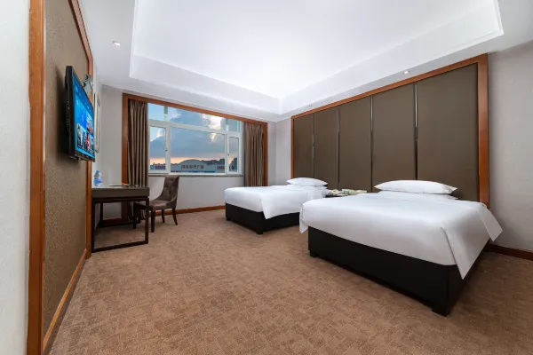 Vienna Hotel (Dongguan Tangxia Binfen Square) 7/35