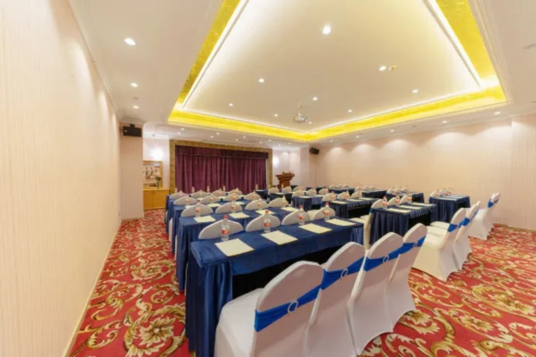 Vienna Hotel (Dongguan Dalang Bus Station) 26/42