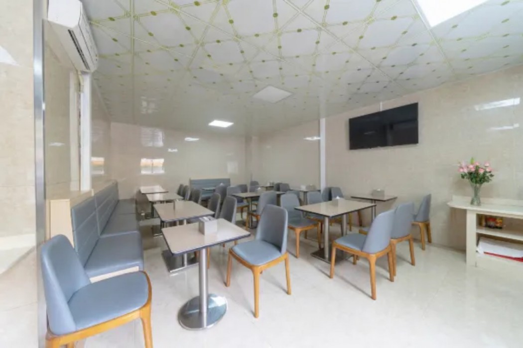 Vienna Hotel (Dongguan Dalang Bus Station) 27/42