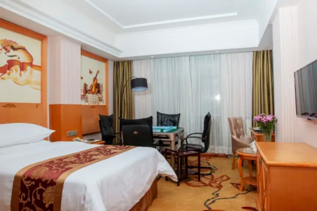 Vienna Hotel (Dongguan Dalang Bus Station) 20/42