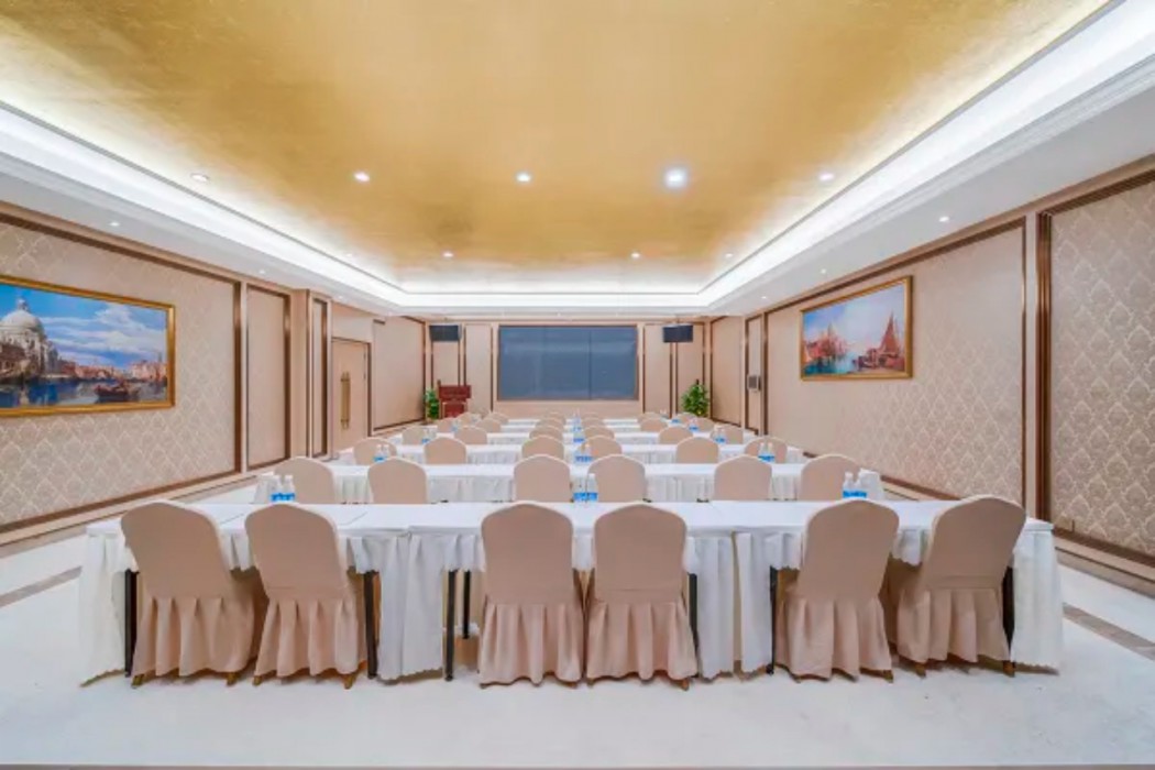 Vienna Hotel (Shenzhen Botanical Garden Road store) 37/52