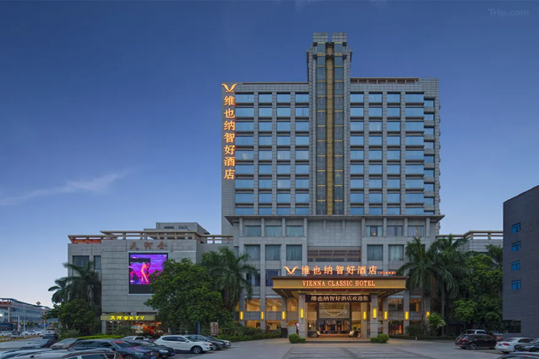 Jinghong International Business Hotel photo1