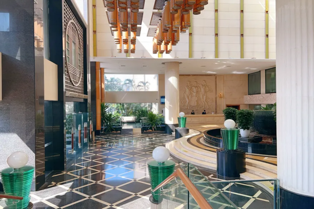 Jinghong International Business Hotel 13/68