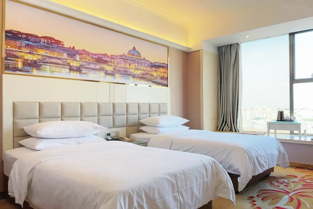 Jinghong International Business Hotel 35/68