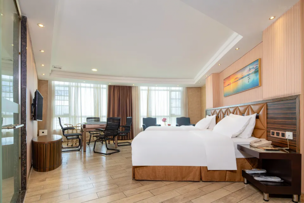 Vienna 3 Best Hotel (Dongguan Liaobu Shida Road) 30/55