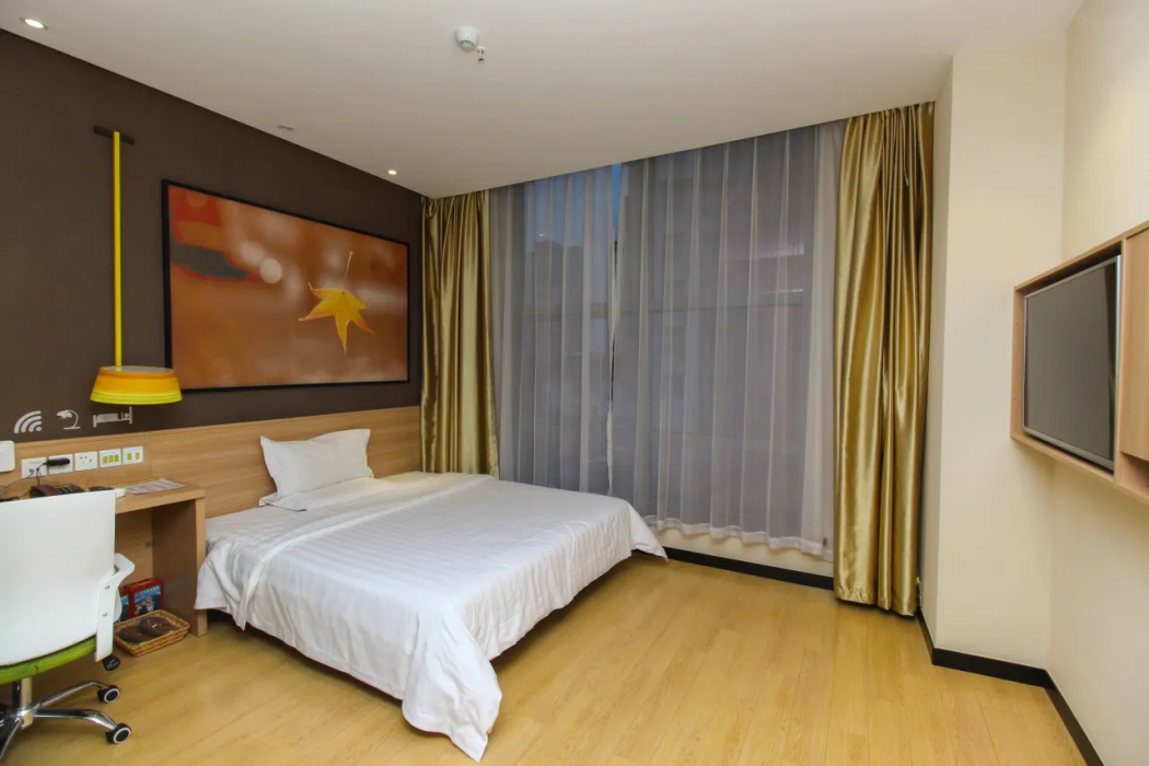 7 Days Sunshine Hotel (Suzhou Industrial Park Shengpu Tongjiang Road) 6/9