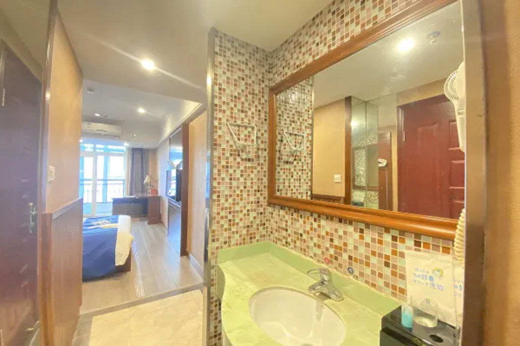 Longtousi Yacheng Hotel Chongqing North Railway Station) 8/8