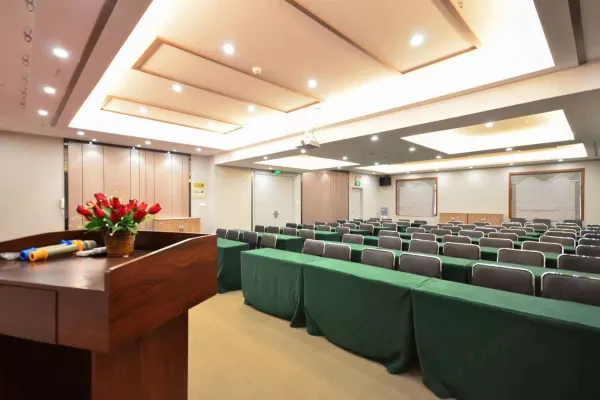Campanile Hotel (Wuhan East Lake, Xudong Street, Qunxingcheng Metro Station) 31/45
