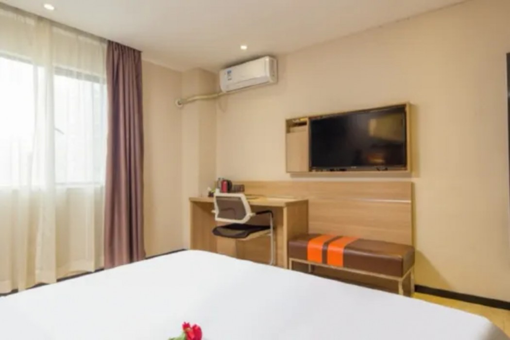 7 Days Premium (Shenzhen Dalang Commercial Center) 12/44