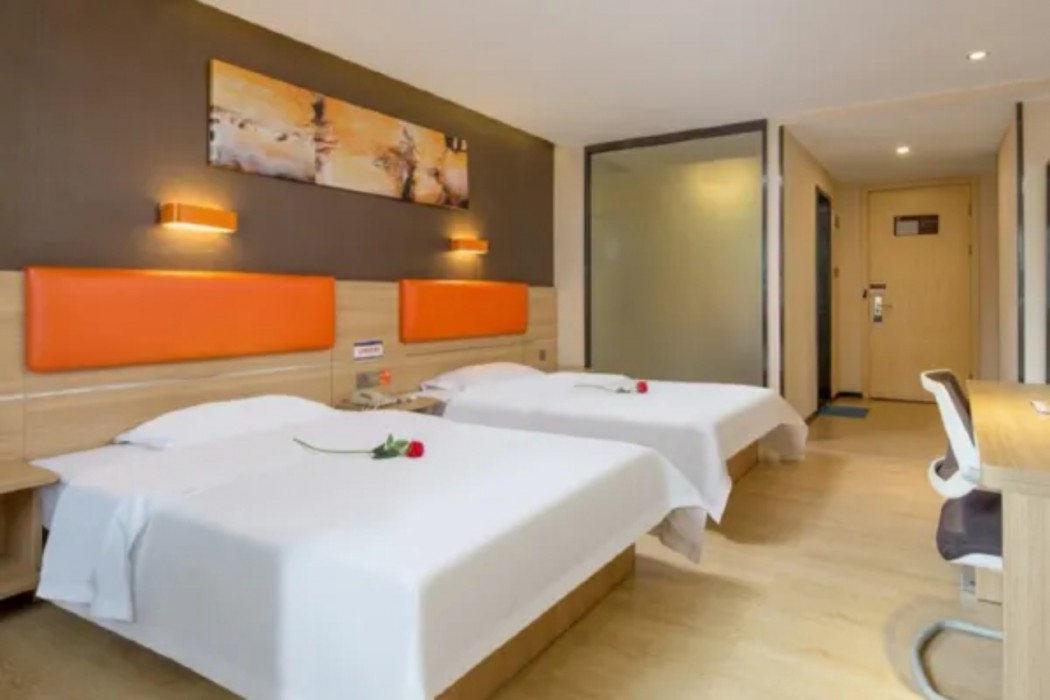 7 Days Premium (Shenzhen Dalang Commercial Center) 16/44