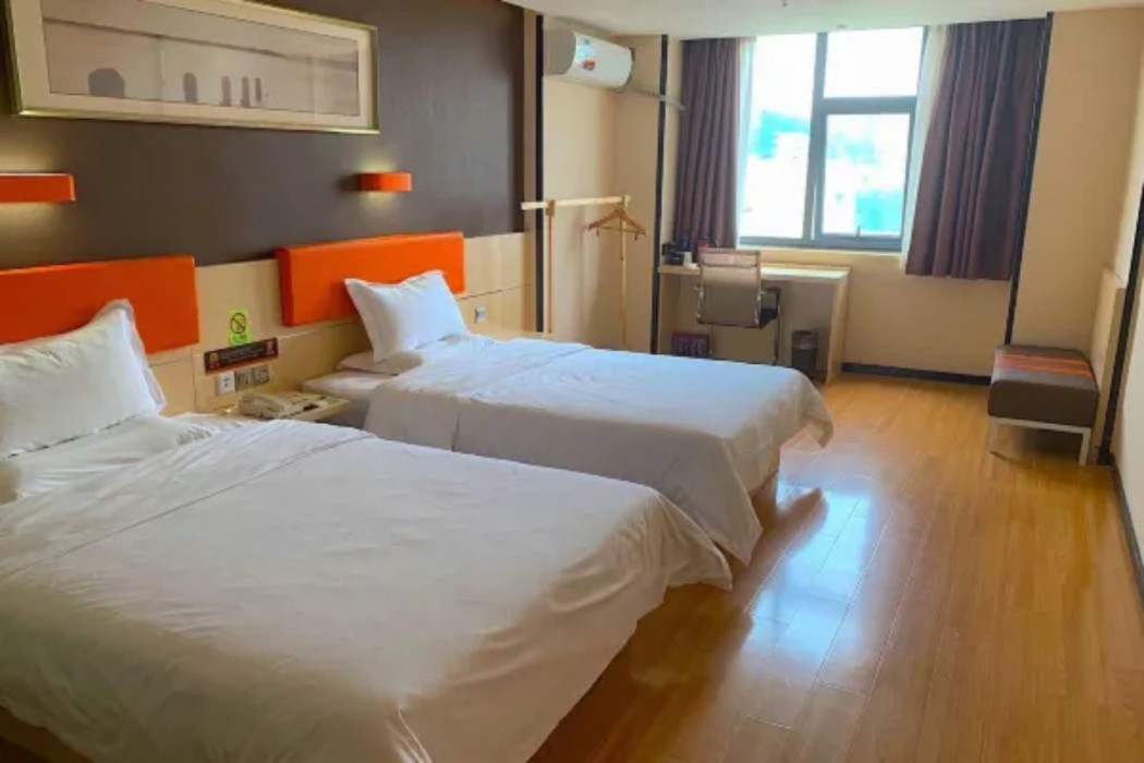 7 Days Premium (Shenzhen Songgang Yanchuan) 15/41