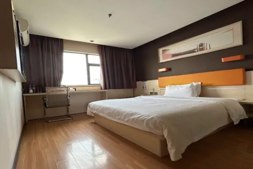 7 Days Premium (Shenzhen Songgang Yanchuan) 10/41