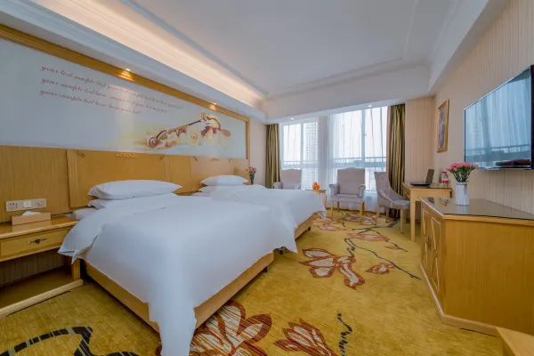 Vienna Hotel (Wuhan Central China Normal University, Huquan Metro Station) 9/13