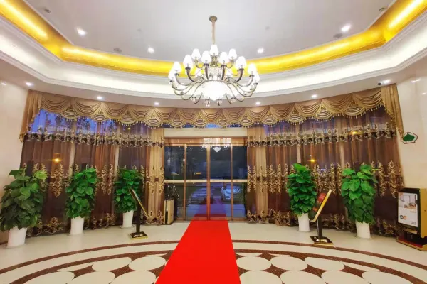 Vienna Hotel (Wuhan Zhuyeshan Subway Station) 8/29
