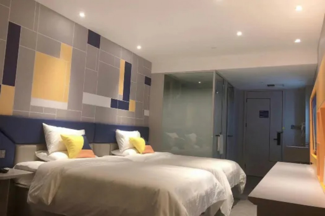 7 Days Inn (Shanghai Yichuan Road) 25/58