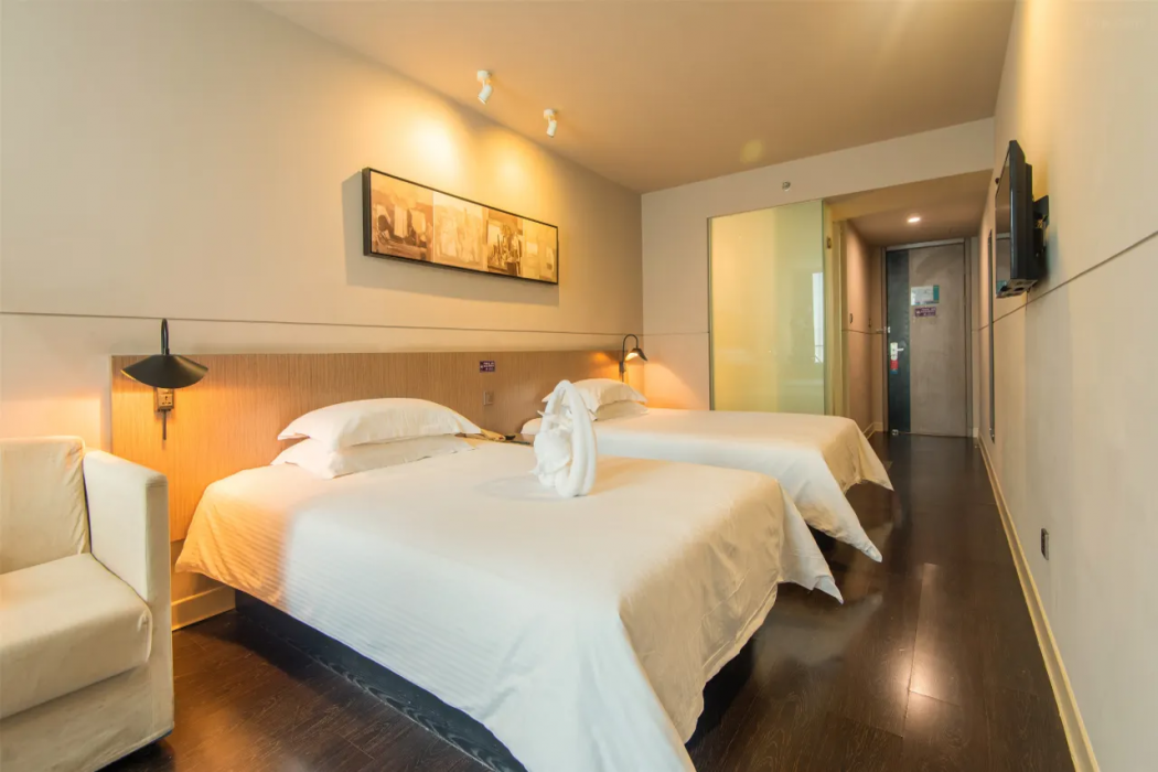 Jinjiang Inn Select (Jiaxing South Lake, Global Financial Center, Wanda Plaza) 6/8