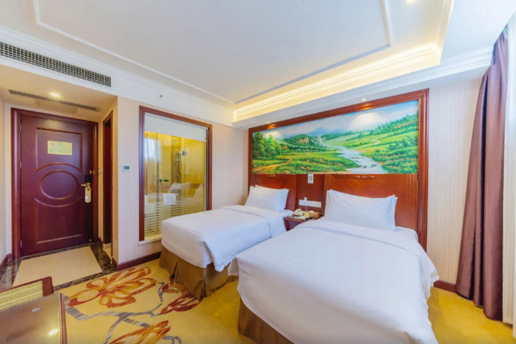 Vienna Hotel (Huizhou Dongping Shui'an City) 12/34