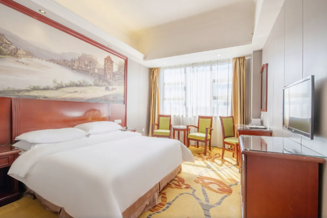 Vienna Hotel (Huizhou Huiyang Danshui) 23/40