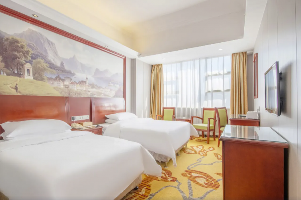 Vienna Hotel (Huizhou Huiyang Danshui) 25/40