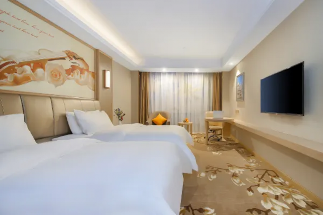 Vienna Hotel (Chaohu Lijing International) 14/40