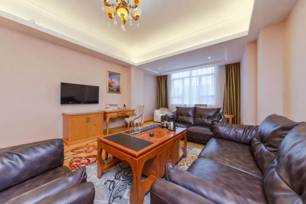 Vienna Hotel (Huizhou Sanhe Plaza) 7/8