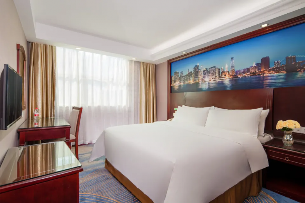 Vienna Hotel (Huizhou Yanda Avenue) 18/44
