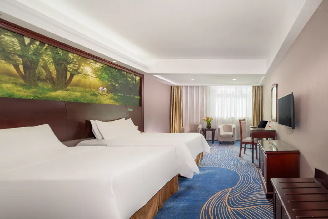 Vienna Hotel (Huizhou Yanda Avenue) 19/44