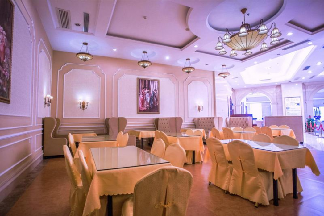 Vienna International Hotel (Huizhou South Railway Station, Wanda Plaza) 24/35