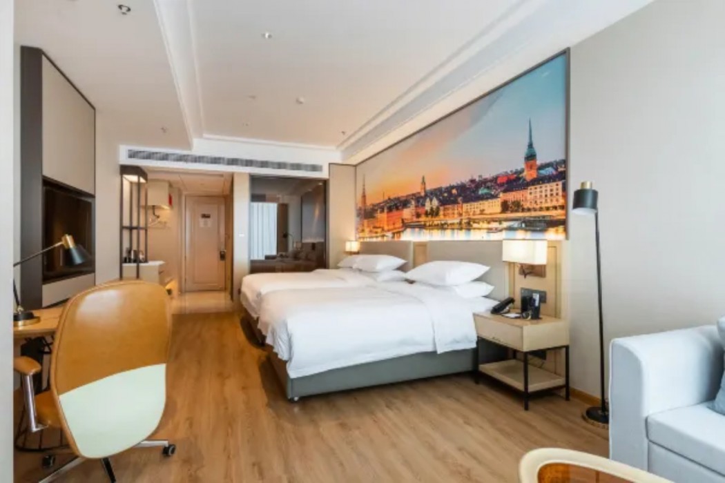 Vienna International Hotel (Haian Central Plaza) 12/23