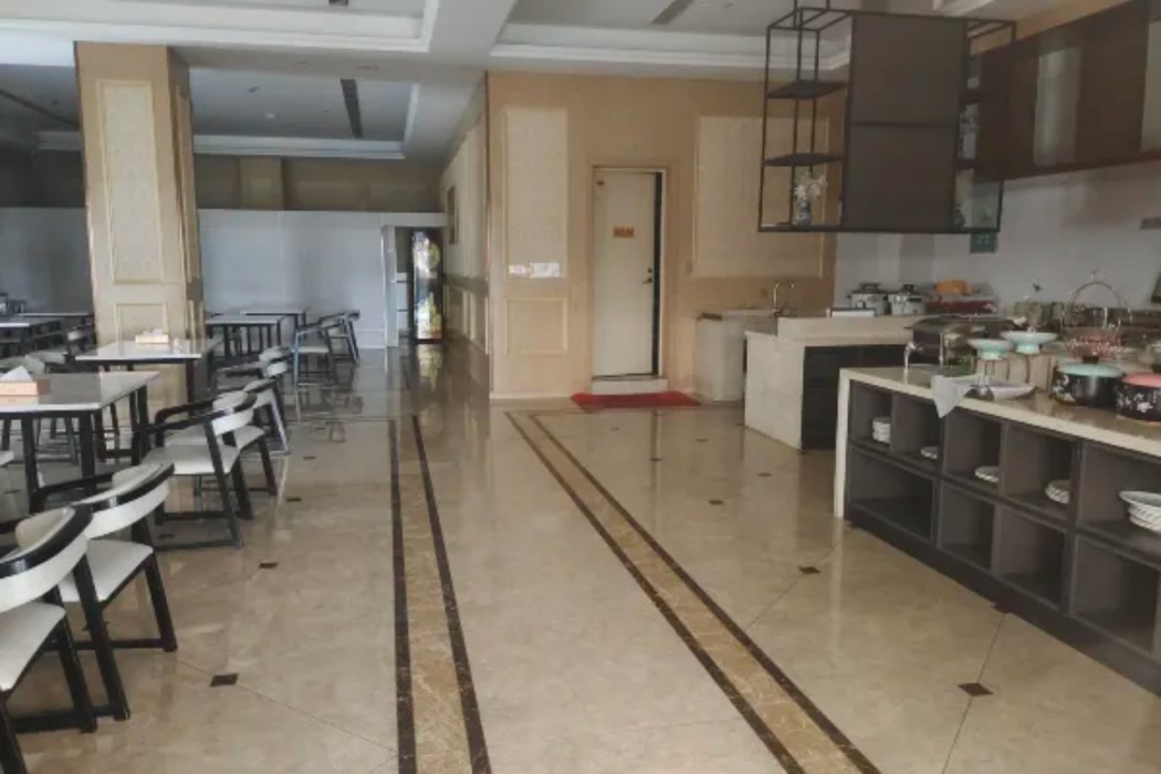 Holiday Inn Express Hai'An Railway Station 20/39