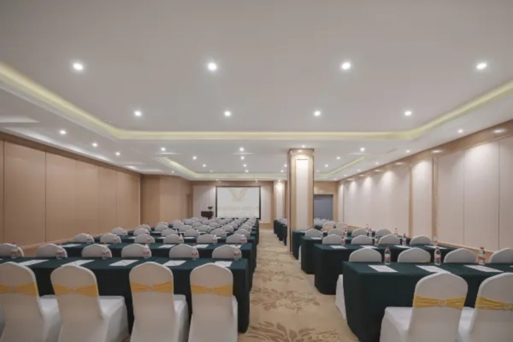Holiday Inn Express Hai'An Railway Station 21/39