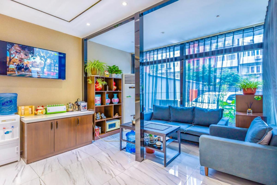 7 Days Inn (Beijing Zhongguancun Renmin University of China) 7/30