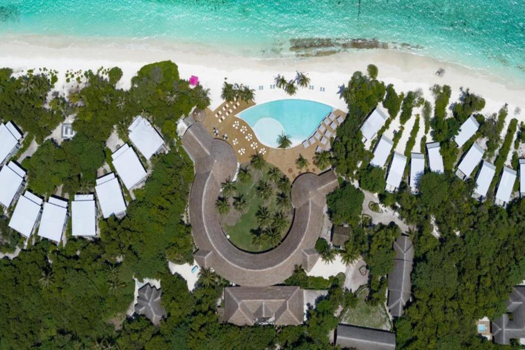 Ifuru Island Maldives 1/70