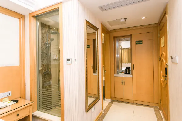 Vienna Hotel (Kunshan Phoenix City) 9/14