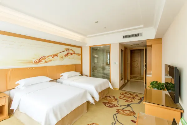 Vienna Hotel (Kunshan Phoenix City) 12/14