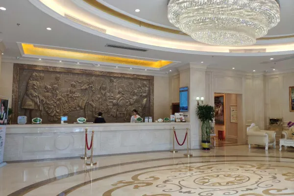 Vienna Hotel (Lingshui Center) 5/47